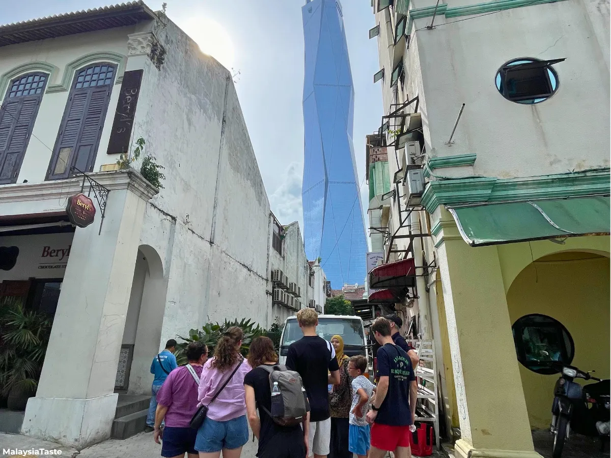 Menara 118